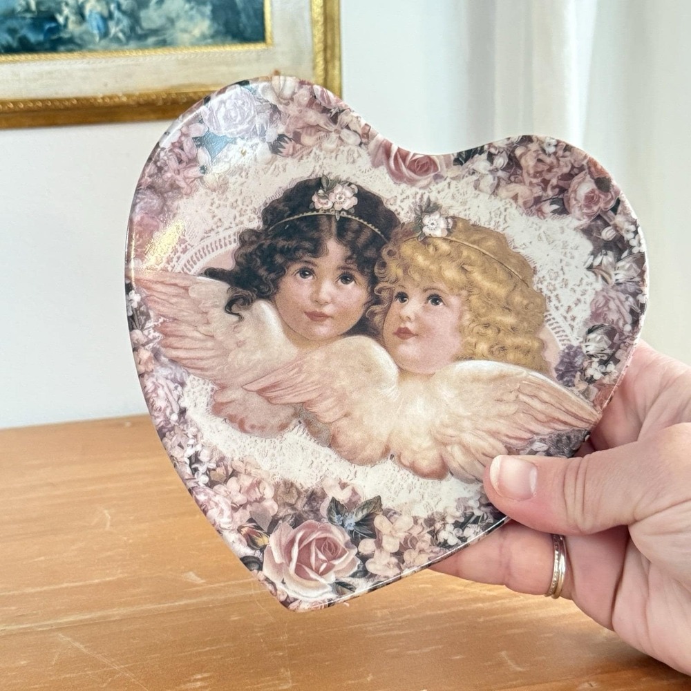 Heavenly Hearts Sweetness & Grace Crestley Collection Cherub Angel Victorian